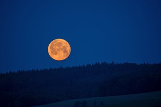 Aufgang des Juni-Mondes - Vollmond
